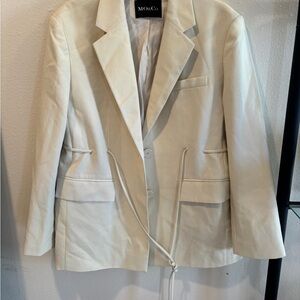 MO&Co. Women's Ivory Blazer